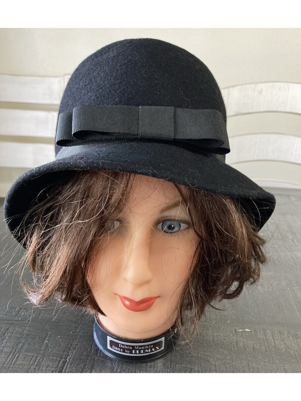 Vintage Womens Black Wool Bowler Derby Hat Bow Union Made Large Mid Century Neco